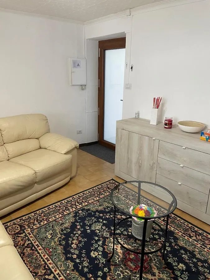 Ca Rosina Casavacanze Brusimpiano Italien